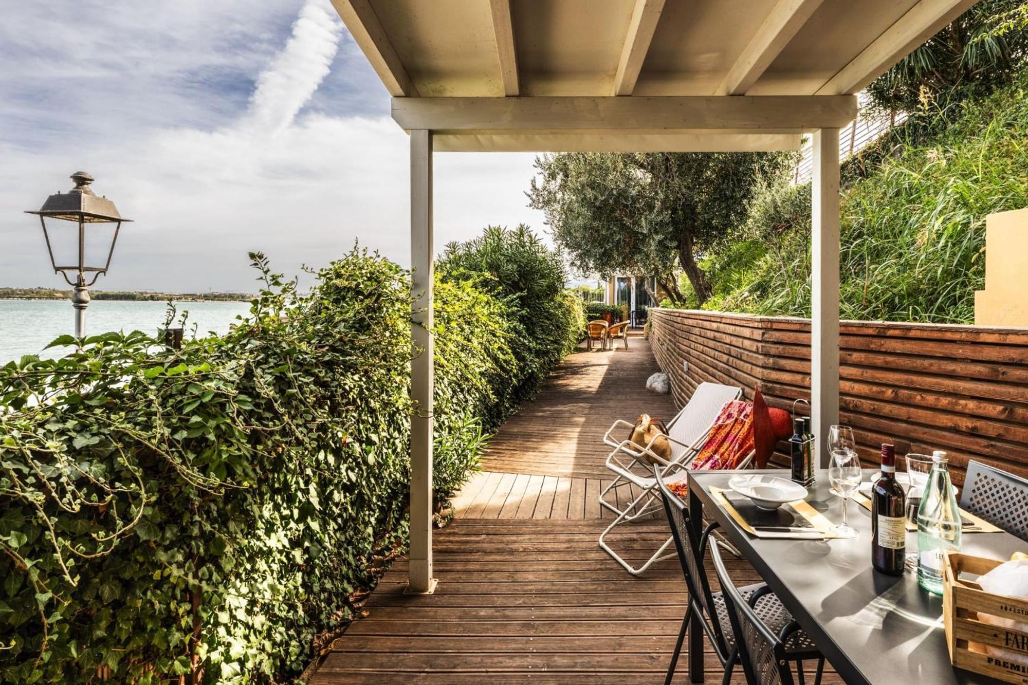 Camping Bergamini Peschiera del Garda Exterior photo