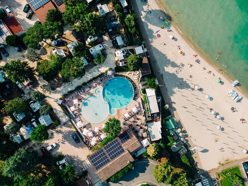 Camping Bergamini Peschiera del Garda Exterior photo