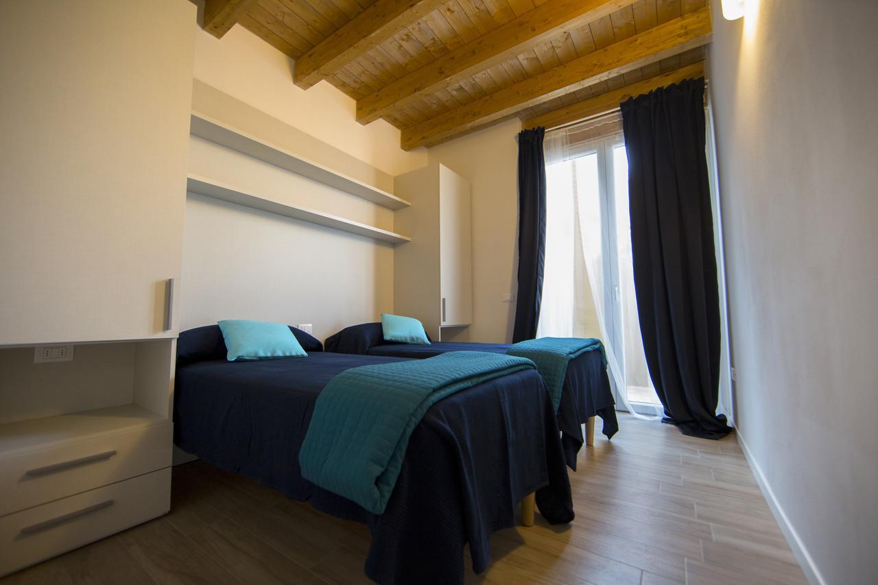 Camping Bergamini Peschiera del Garda Exterior photo