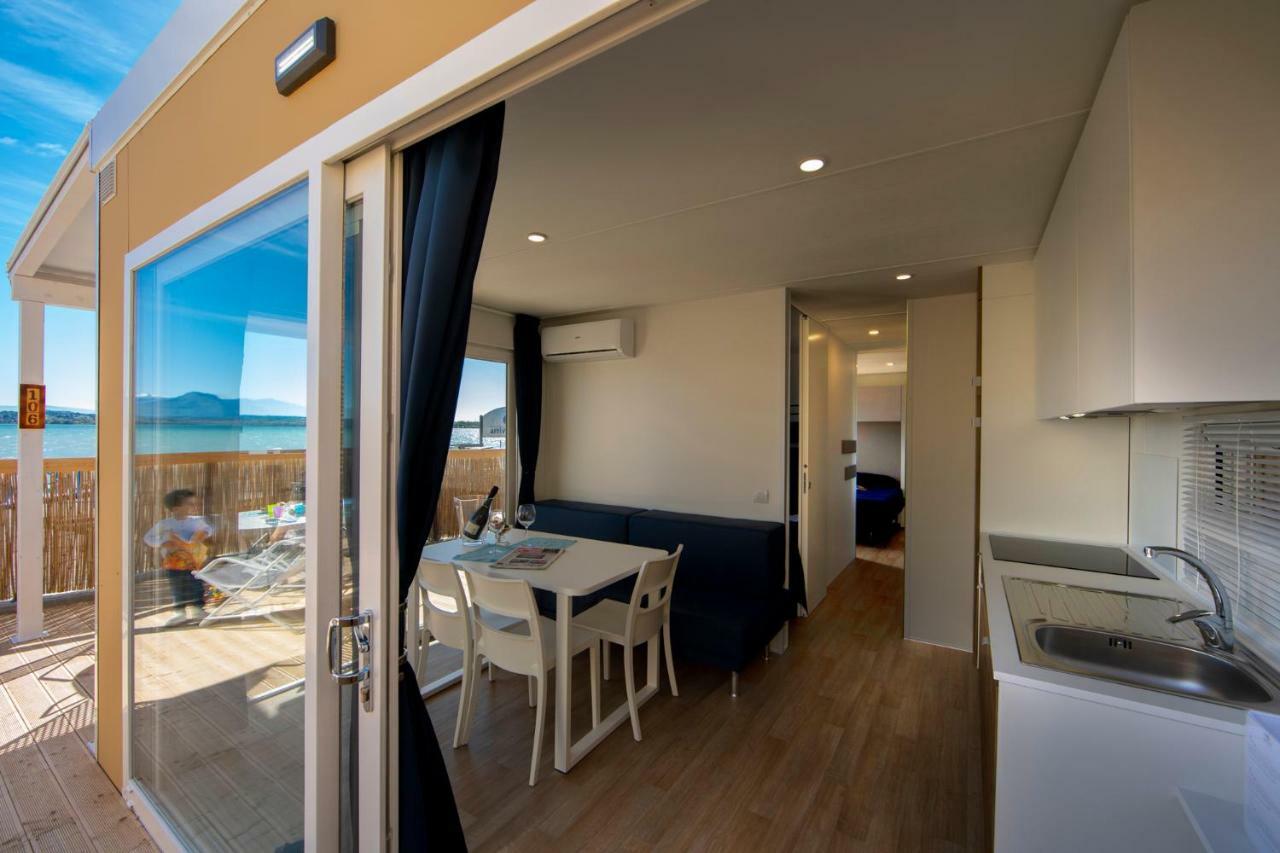Camping Bergamini Peschiera del Garda Exterior photo